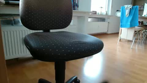 germanandy71 online show from September 18, 7:21 am