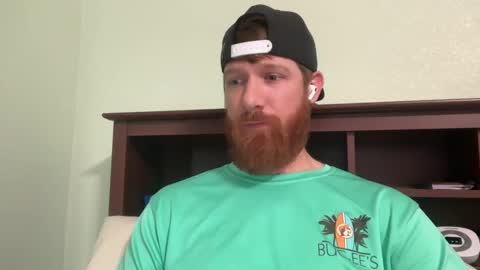 Snapshot of gingermania10 chatting on December 14, 6:41 pm gingermania10 online show from December 14, 6:41 pm