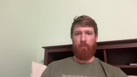 Snapshot of gingermania10 chatting on December 7, 10:06 pm gingermania10 online show from December 7, 10:06 pm