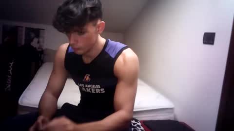Snapshot of giovyyx chatting on February 15, 2:44 pm giovyyx online show from February 15, 2:44 pm
