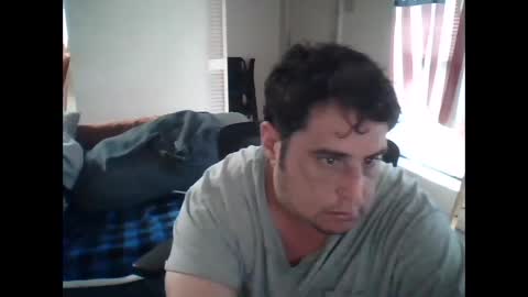 Snapshot of gitmehard008 chatting on January 6, 7:35 pm gitmehard008 online show from January 6, 7:35 pm