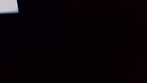 Snapshot of givr6inches chatting on October 19, 1:21 am e-Bizl online show from October 19, 1:21 am