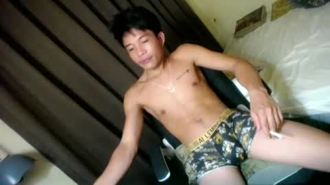 Snapshot of glenndou_daxs chatting on September 28, 2:59 pm glenndou_daxs online show from September 28, 2:59 pm