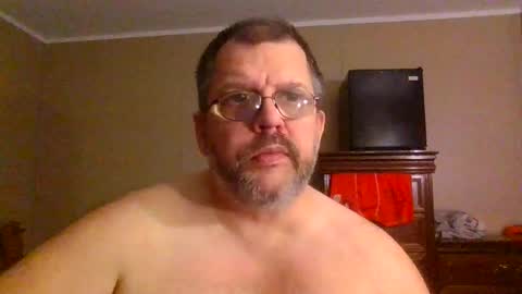 IDKIDCIDGAF online show from April 1, 12:23 am