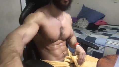 god hunkules online show from January 16, 3:46 pm