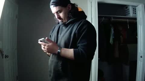 gokugarrison4334 online show from January 11, 9:02 am