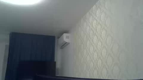 golden___69 online show from October 10, 4:34 pm