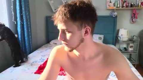 Golden boyyy21 online show from March 11, 1:18 pm