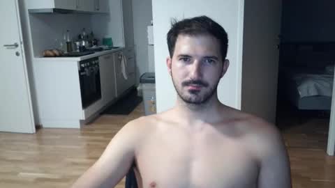 Snapshot of goldnic_10 chatting on September 9, 6:07 pm goldnic_10 online show from September 9, 6:07 pm
