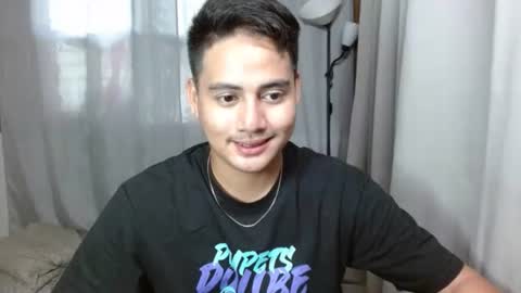 Snapshot of goodcaresweetboy chatting on October 6, 5:01 am FORD online show from October 6, 5:01 am