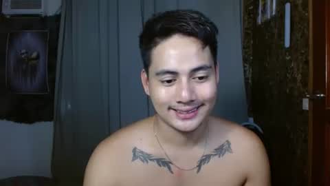 Snapshot of goodcaresweetboy chatting on October 12, 3:22 am FORD online show from October 12, 3:22 am