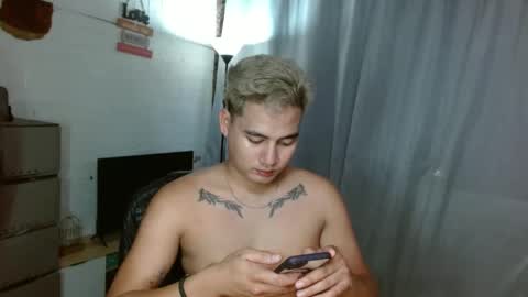 Snapshot of goodcaresweetboy chatting on January 6, 6:03 am FORD online show from January 6, 6:03 am