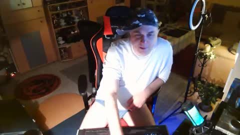 google5001 online show from December 20, 3:24 am