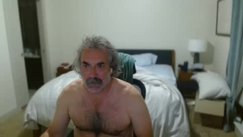 Snapshot of gopher988 chatting on October 9, 4:39 am gopher988 online show from October 9, 4:39 am