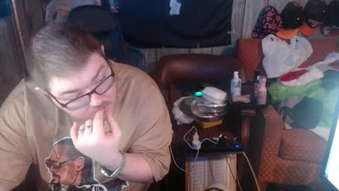 gottapoke25 online show from March 9, 11:56 pm