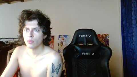 Snapshot of gowther__ chatting on January 29, 6:33 am angelito tu novio online show from January 29, 6:33 am
