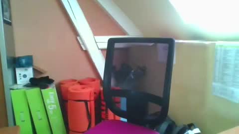 grandbi online show from December 2, 1:11 pm