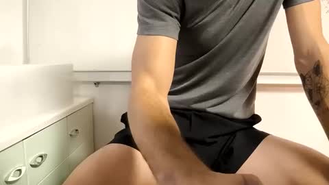 grandbi online show from November 10, 3:39 pm