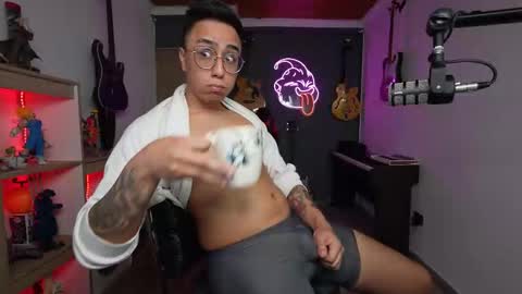 granxarma online show from November 21, 2:32 am