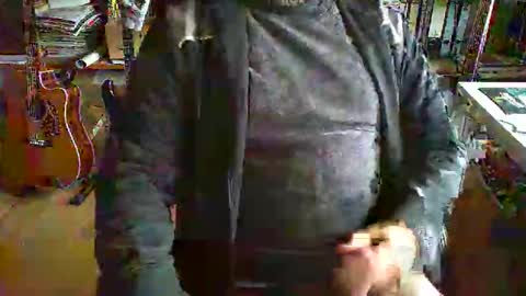 greyhounddog online show from November 7, 10:51 am