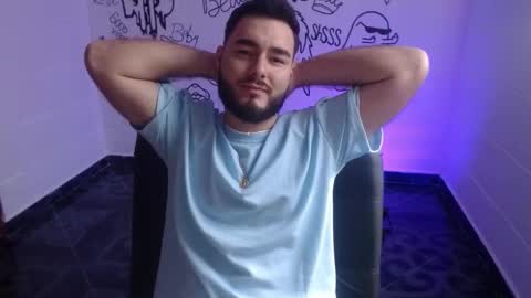 Greyson online show from November 11, 1:27 pm