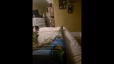 grizzely1975 online show from February 24, 3:12 am