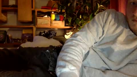 gruendamien online show from January 10, 3:37 pm