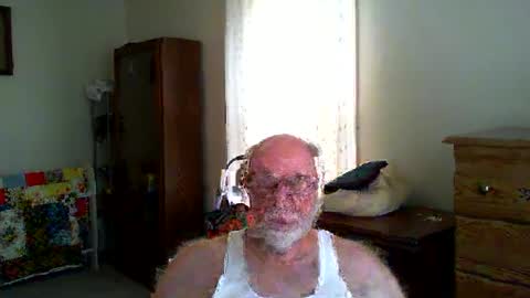 Snapshot of gtnolder60 chatting on September 26, 2:37 pm Gary online show from September 26, 2:37 pm