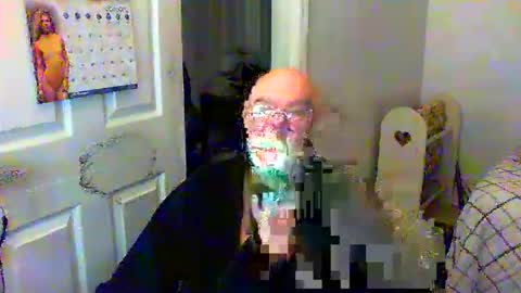 Snapshot of gtnolder60 chatting on January 12, 12:33 pm Gary online show from January 12, 12:33 pm