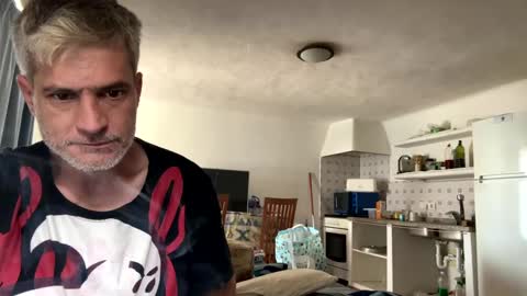 guardiannif_ online show from March 6, 1:03 pm