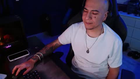 Guayaco  online show from February 13, 12:21 pm