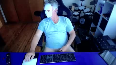 guesswhatigot2 online show from February 23, 1:20 am