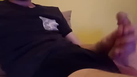 Snapshot of gunwo80 chatting on January 5, 10:08 pm gunwo80 online show from January 5, 10:08 pm