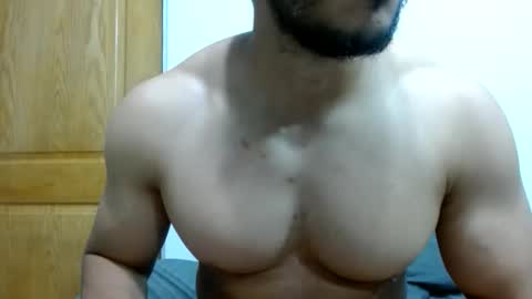 holl latino online show from October 7, 2:04 am