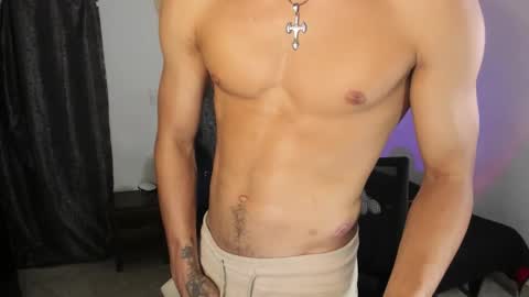 Guts online show from November 26, 9:07 pm