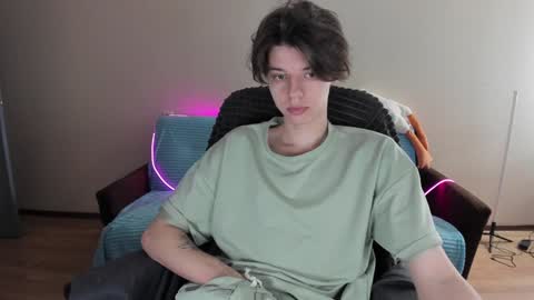 guy_liam1 online show from January 11, 7:06 am