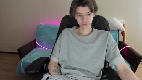 guy_liam1 online show from January 21, 8:33 am