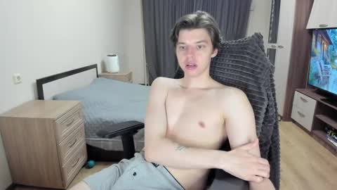 guy_liam1 online show from April 19, 7:27 pm