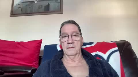 gwashere4u online show from December 23, 2:07 pm