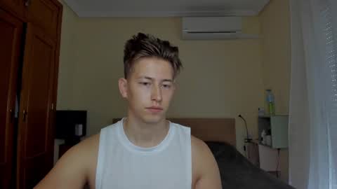 Oliver online show from February 27, 11:41 am