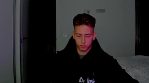 Oliver online show from March 15, 10:16 pm