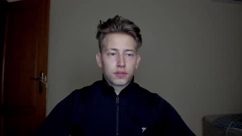 Oliver online show from February 6, 8:02 pm