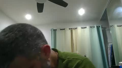 h0nest84 online show from February 25, 6:25 am