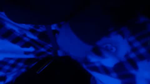 Snapshot of h2omygod chatting on December 14, 2:45 am H2omygod online show from December 14, 2:45 am