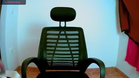 hadeess__ online show from February 27, 5:45 am