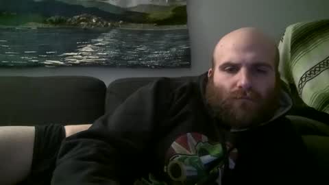 Snapshot of hairiestbear chatting on December 11, 5:12 am Hairiest Bear online show from December 11, 5:12 am