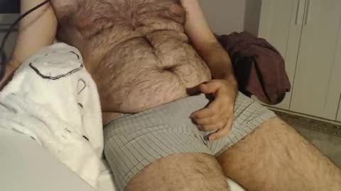 hairy_boy29 online show from September 20, 10:32 pm