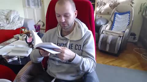 Puppy3 StockyDaddiesmusclebearsbeefybigmans online show from December 12, 11:07 am