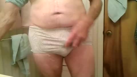 Snapshot of halleck738 chatting on October 22, 10:35 pm halleck738 online show from October 22, 10:35 pm