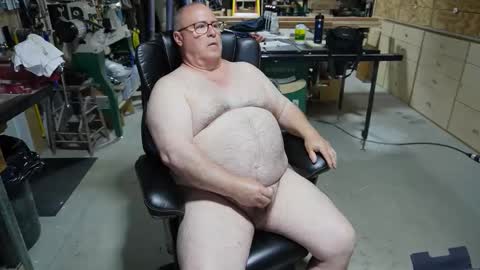 Handyman Chub online show from April 14, 3:11 pm